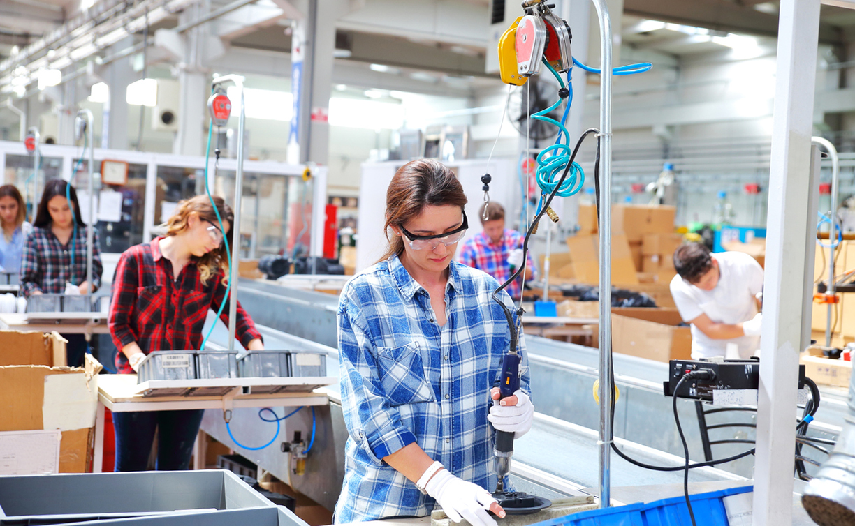 Analyse Risques Ergonomiques Usine Manufacturière Montréal