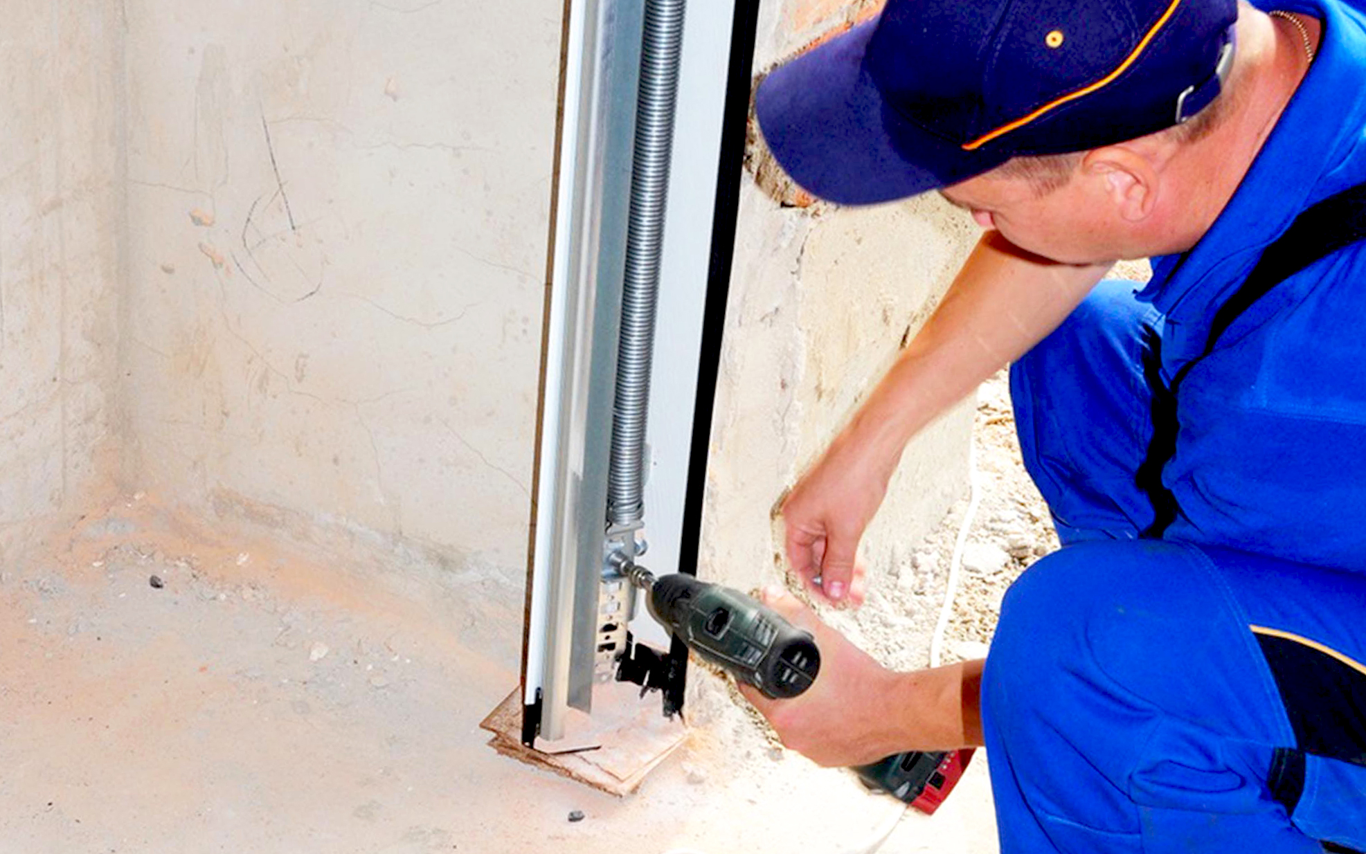 Garage Door Repairman